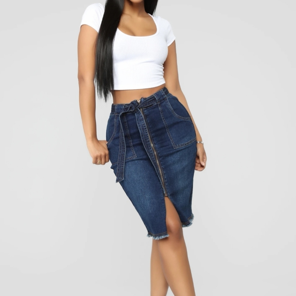 Fashion Nova Belted midi jeans skirt